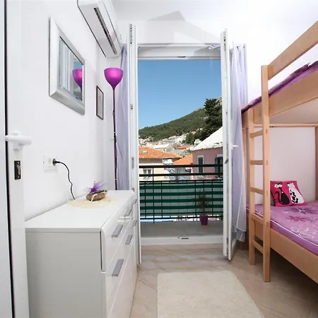 Rilka - 20m From The Sea Apartment